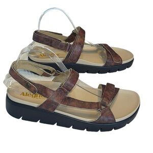 Alegria Adjustable Backstrap Sandals Henna Cognac & Roses. Size 41 (10 1/2 - 11)